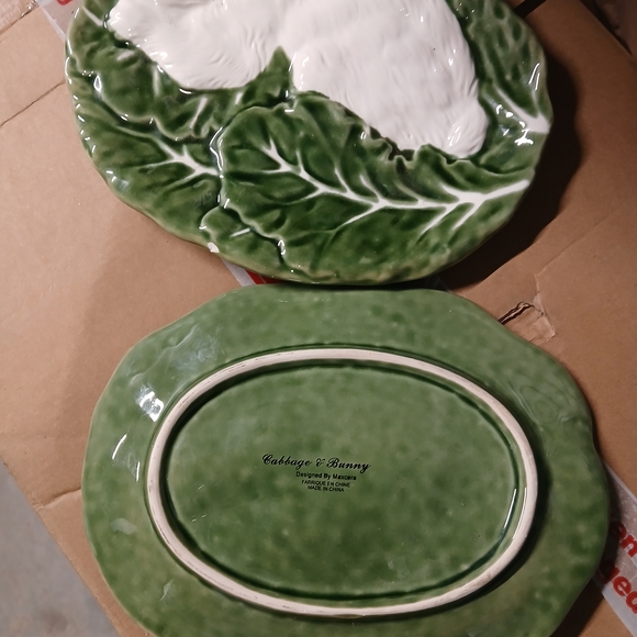 White Rabbit Ceramic Plates - Picture 2 of 6